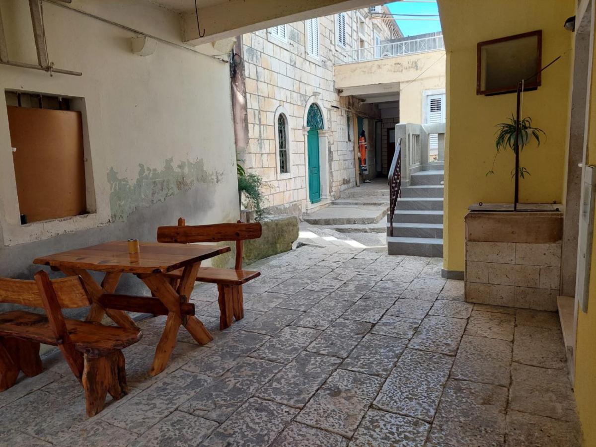 Apartmani Antonia Racisce Exterior foto